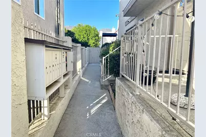 14293 Foothill Boulevard #21, Sylmar, CA 91342 - Photo 38