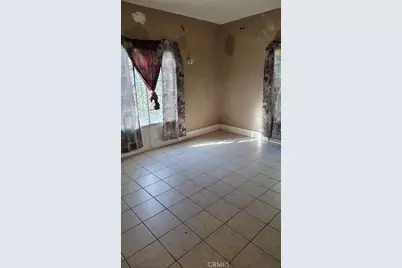 250 N Ridgewood Place, Los Angeles, CA 90004 - Photo 8