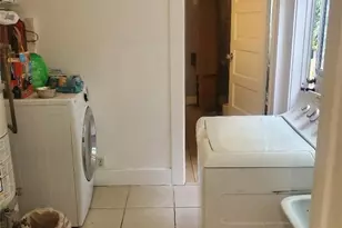 250 N Ridgewood Pl, Los Angeles, CA 90004 - Photo 12