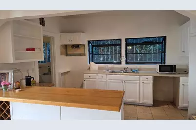 250 N Ridgewood Place, Los Angeles, CA 90004 - Photo 8