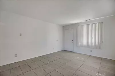214 W Latham, Hemet, CA 92543 - Photo 10