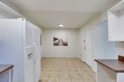 214 W Latham, Hemet, CA 92543 - Photo 14