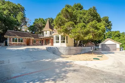 26251 Ravenhill Road, Canyon Country, CA 91387 - Photo 4