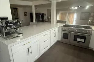 15935 Community St, North Hills, CA 91343 - Photo 2