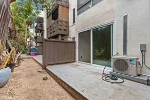 320 S Ardmore, Los Angeles, CA 90020 - Photo 12