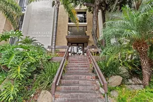 320 S Ardmore, Los Angeles, CA 90020 - Photo 1