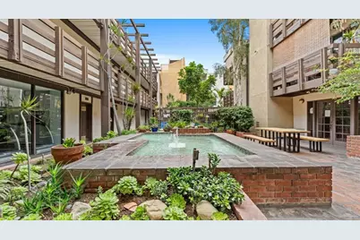 320 S Ardmore, Los Angeles, CA 90020 - Photo 16
