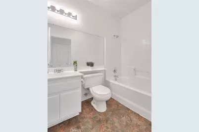 13207 Eastview, Victorville, CA 92392 - Photo 34