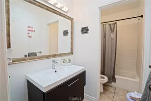 15344 Weddington, Sherman Oaks, CA 91411 - Photo 8