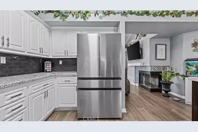 12846 Mayflower Court, Riverside, CA 92503 - Photo 6