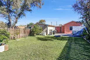 7848 Elm St, Highland, CA 92410 - Photo 4