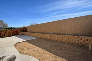 11913 Pepperwood, Victorville, CA 92392 - Photo 8