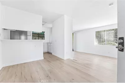 85 Lakepines, Irvine, CA 92620 - Photo 8