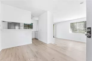 85 Lakepines, Irvine, CA 92620 - Photo 8