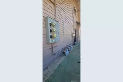 955 W Hays, Banning, CA 92220 - Photo 24