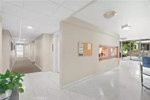 395 S Oakland Ave, Pasadena, CA 91101 - Photo 30