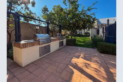 844 Citrus Court #29, Claremont, CA 91711 - Photo 28