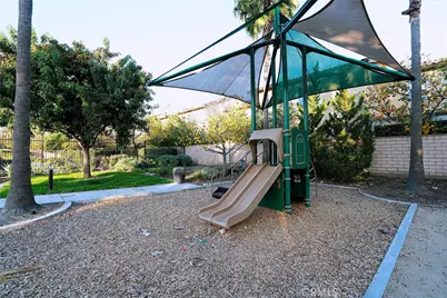 2908 E Via Fiano, Ontario, CA 91764 - Photo 12