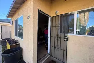 818 E C St, Colton, CA 92324 - Photo 4