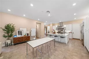 81 Pelican Ln, Irvine, CA 92618 - Photo 6