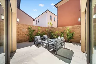 121 Tall Reed, Irvine, CA 92618 - Photo 18