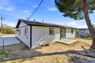 9154 Navajo, Morongo Valley, CA 92256 - Photo 22