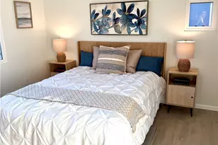 93 Painted Trellis, Irvine, CA 92620 - Photo 8