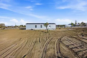 12076 Lager Rd, Phelan, CA 92371 - Photo 28