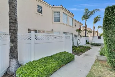 19555 E Cypress Street #P, Covina, CA 91724 - Photo 4