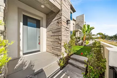 151 Scale, Irvine, CA 92618 - Photo 4