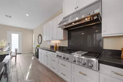 157 Scale, Irvine, CA 92618 - Photo 24