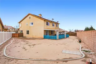 8923 Azalea Springs Rd, Oak Hills, CA 92344 - Photo 22