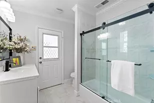 1960 Chariton St, Los Angeles, CA 90034 - Photo 44