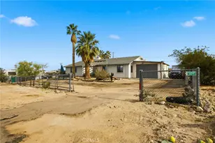 7725 Sahara, 29 Palms MCB, CA 92277 - Photo 2