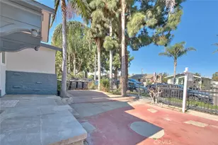 1026 W Pine, Santa Ana, CA 92703 - Photo 6
