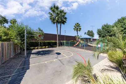 65 Round Table #65, Riverside, CA 92507 - Photo 34