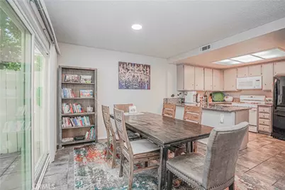 23 Calle Del Cabos, Phillips Ranch, CA 91766 - Photo 18