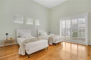10623 Moorpark St, Toluca Lake, CA 91602 - Photo 24