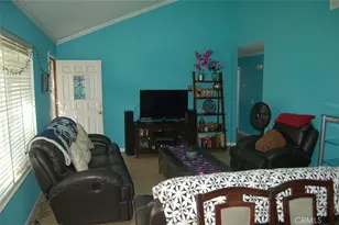 395 S Tamarisk, Rialto, CA 92376 - Photo 6