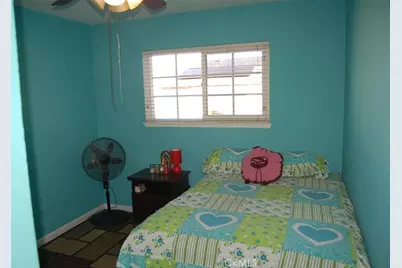 395 S Tamarisk, Rialto, CA 92376 - Photo 8