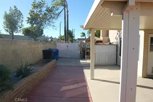 395 S Tamarisk, Rialto, CA 92376 - Photo 22