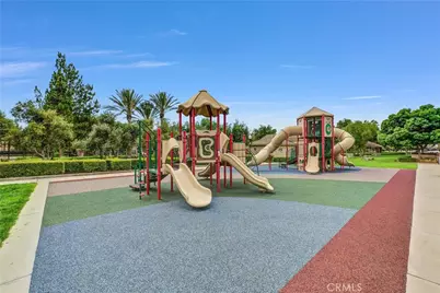 5584 Kate Way #10, Fontana, CA 92336 - Photo 32