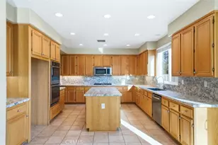 23871 Cloverleaf Way, Murrieta, CA 92562 - Photo 16