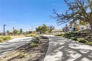 27660 Ensemble Pl, Valencia, CA 91381 - Photo 36