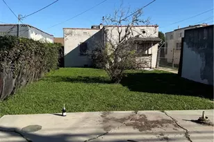 7611 S Hobart, Los Angeles, CA 90047 - Photo 26