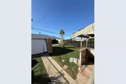 7611 S Hobart, Los Angeles, CA 90047 - Photo 24