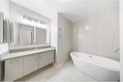 136 Pineview, Irvine, CA 92620 - Photo 20