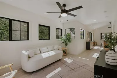584 N Plymouth Boulevard, Los Angeles, CA 90004 - Photo 22
