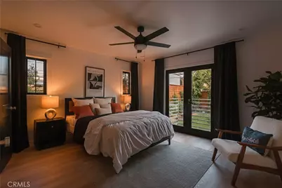 584 N Plymouth Boulevard, Los Angeles, CA 91004 - Photo 4