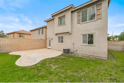 16369 Medinah, Fontana, CA 92336 - Photo 32